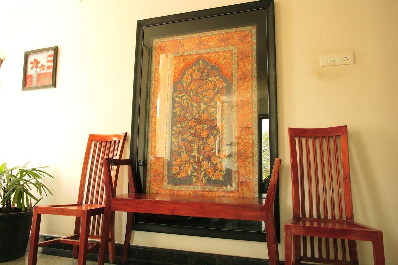 Hotel Highnest Singapperumalkovil Luaran gambar