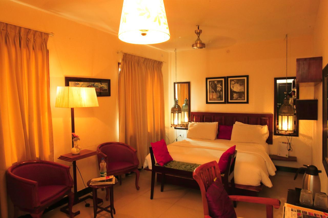Hotel Highnest Singapperumalkovil Luaran gambar
