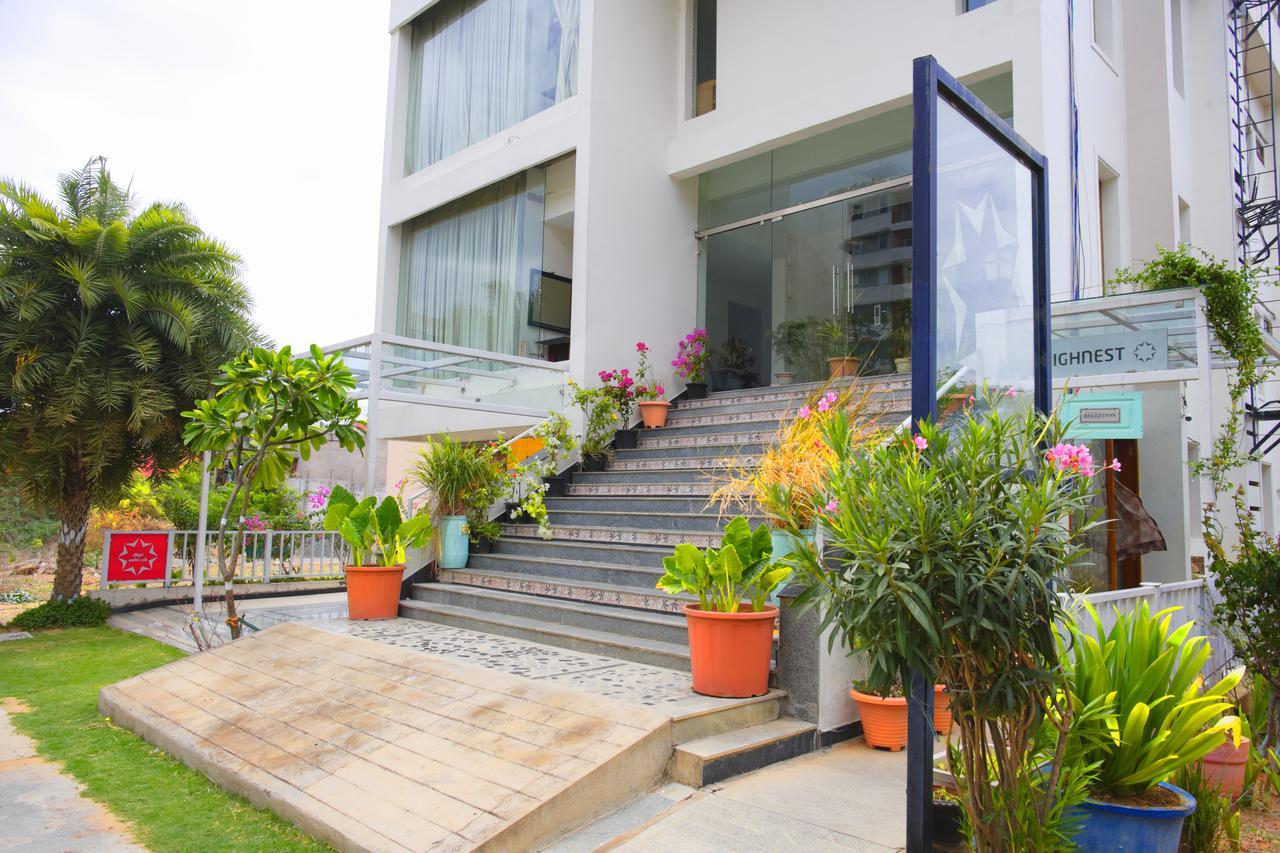 Hotel Highnest Singapperumalkovil Luaran gambar