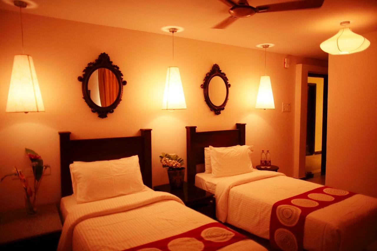Hotel Highnest Singapperumalkovil Luaran gambar