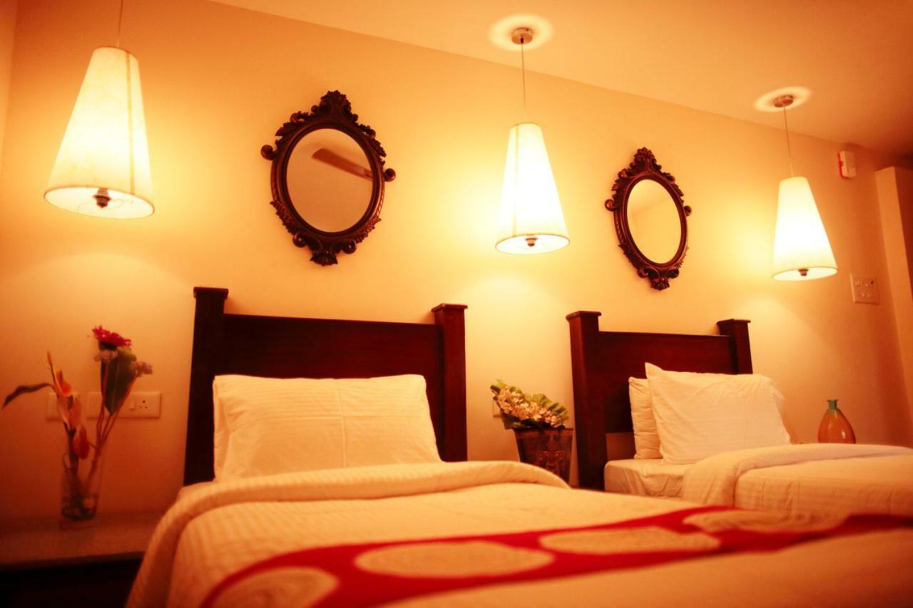 Hotel Highnest Singapperumalkovil Luaran gambar