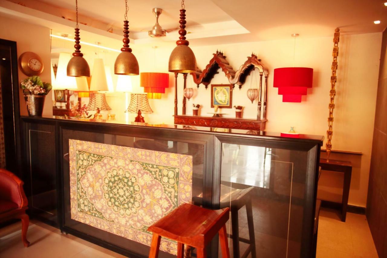 Hotel Highnest Singapperumalkovil Luaran gambar