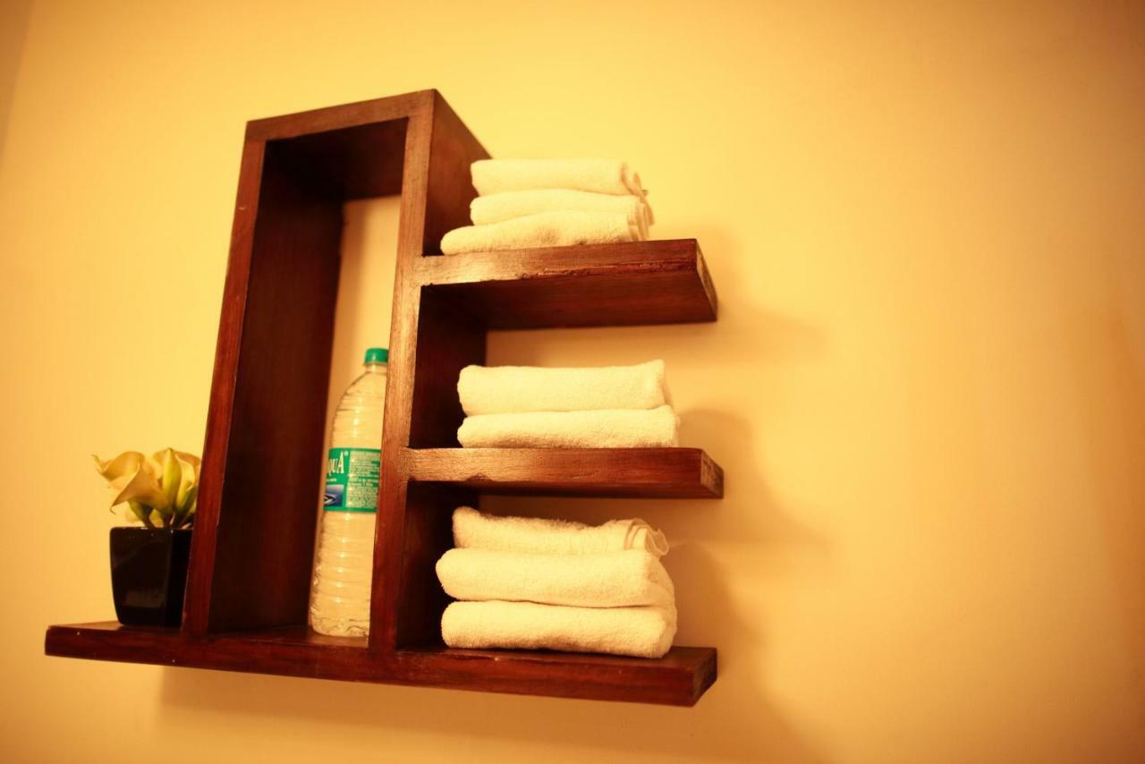 Hotel Highnest Singapperumalkovil Luaran gambar