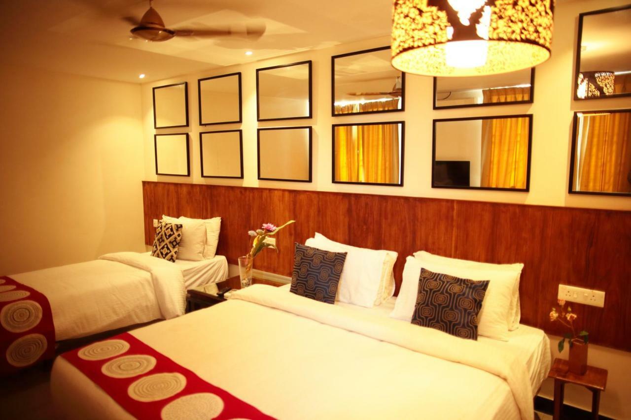 Hotel Highnest Singapperumalkovil Luaran gambar