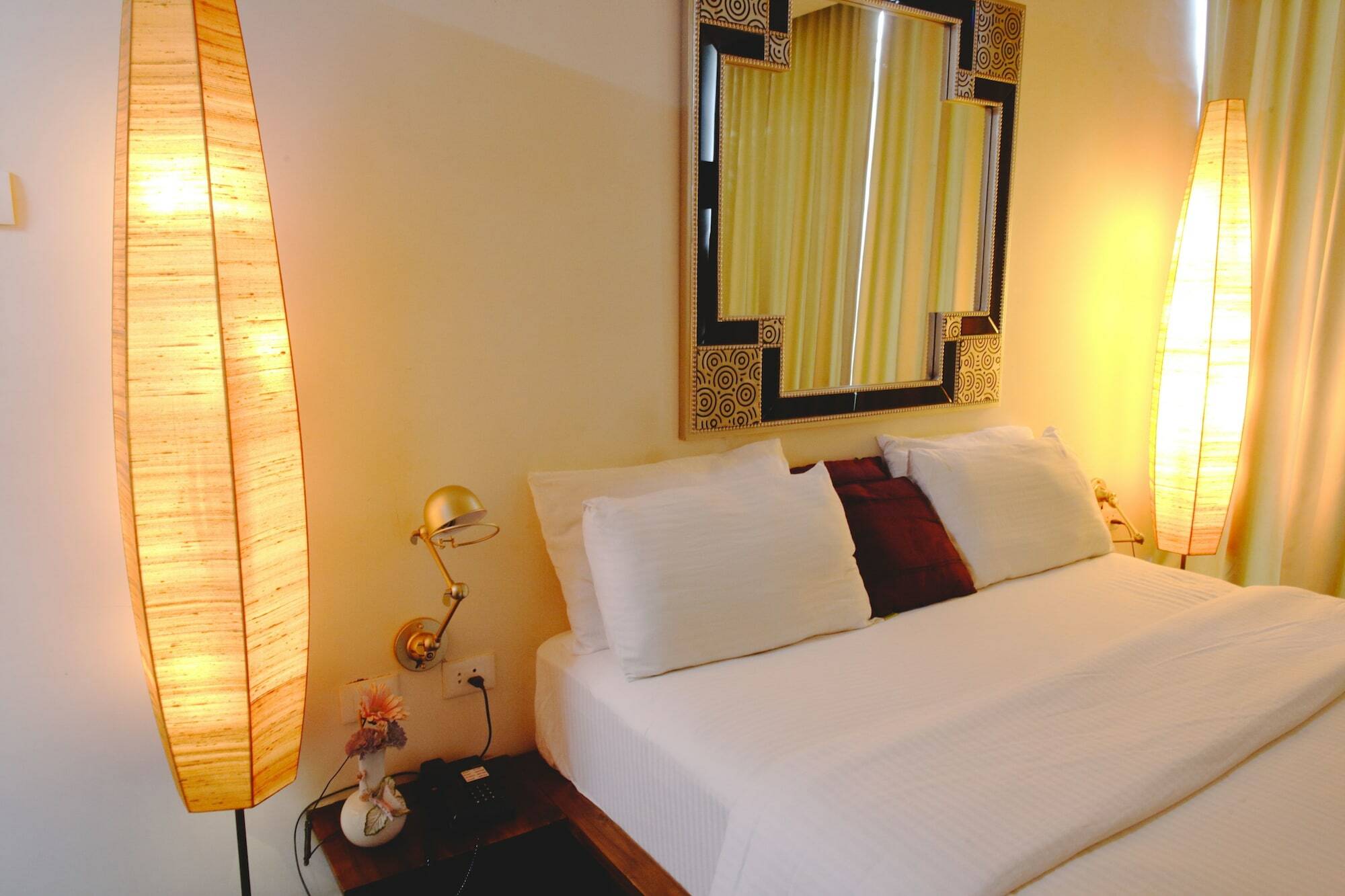 Hotel Highnest Singapperumalkovil Luaran gambar